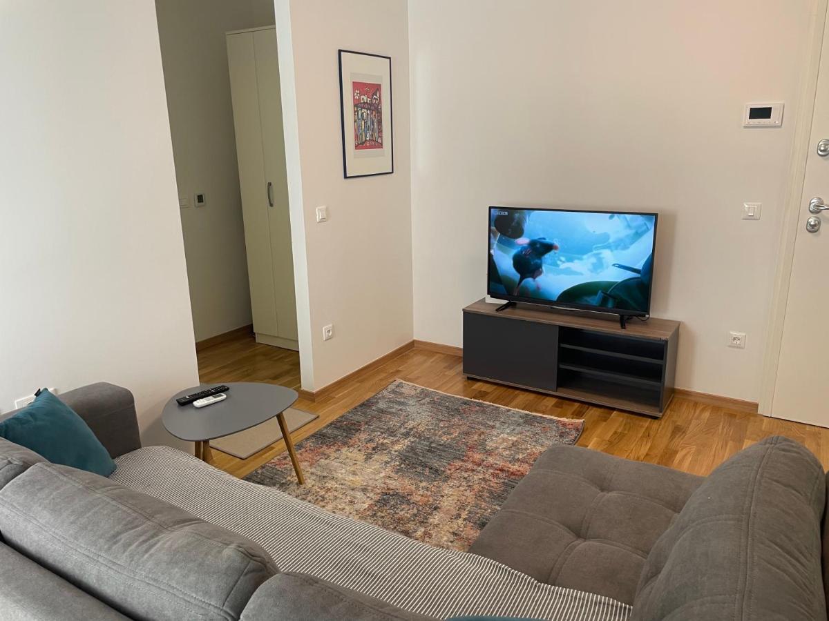 Apartment Diana Zara Parking Free Екстериор снимка